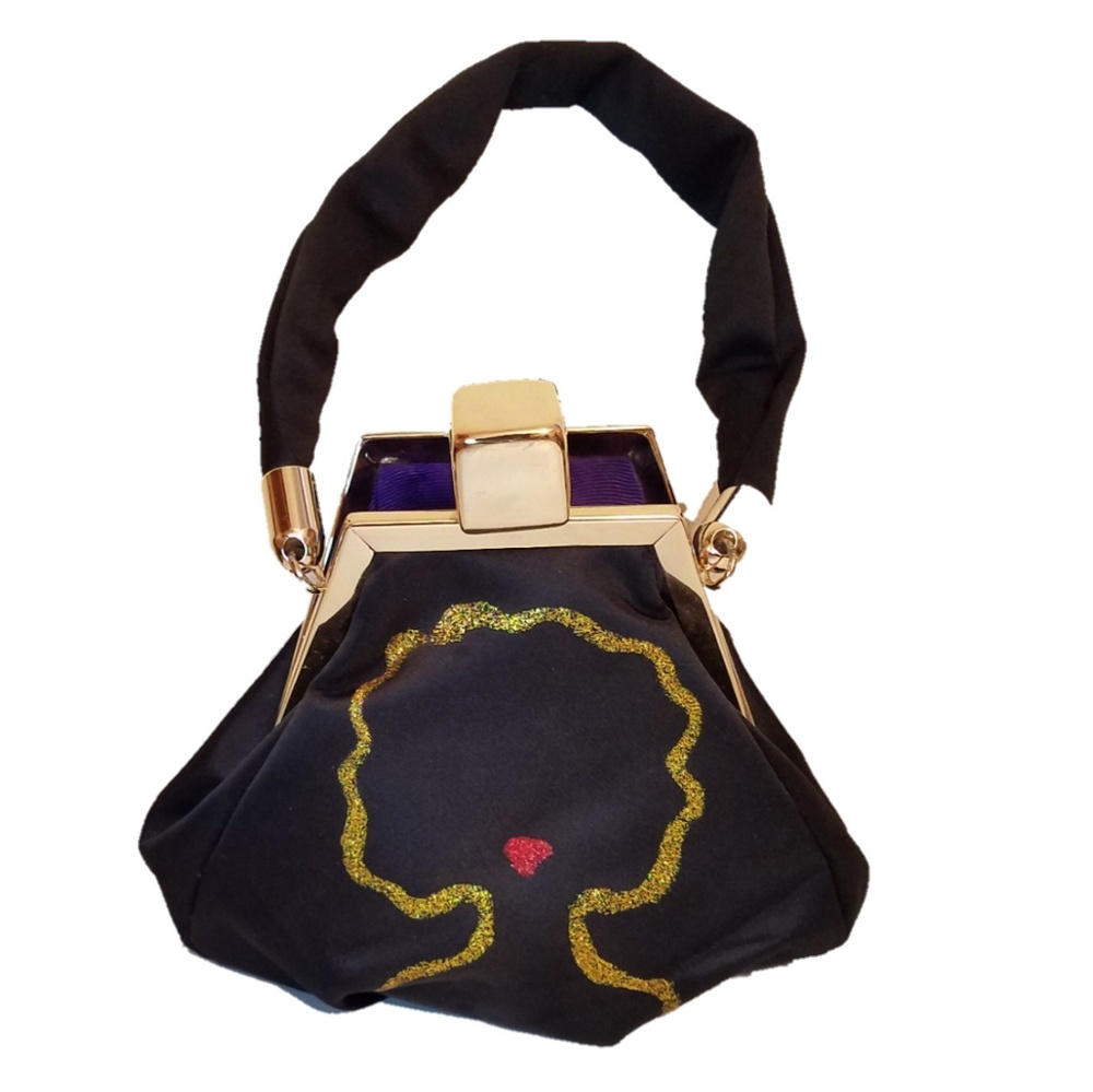 Satin 🤩 Wristlet